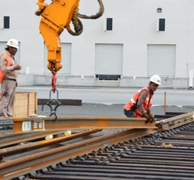 Construcción de vías férreas en México